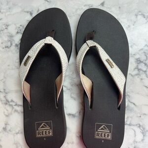 Reef Cushion Flip Flops Size 9